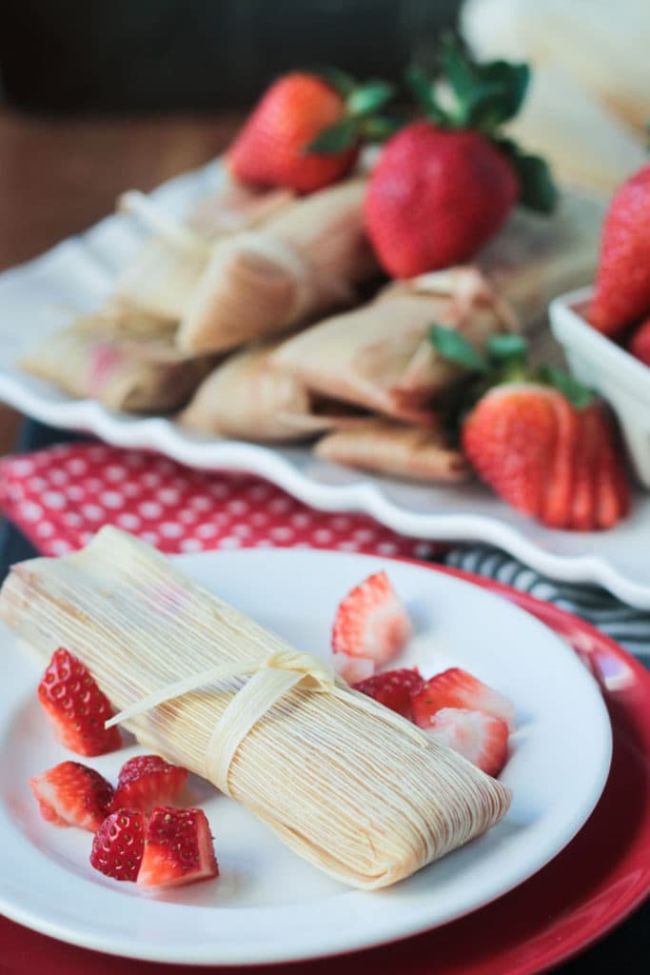 Strawberry Dessert Tamales