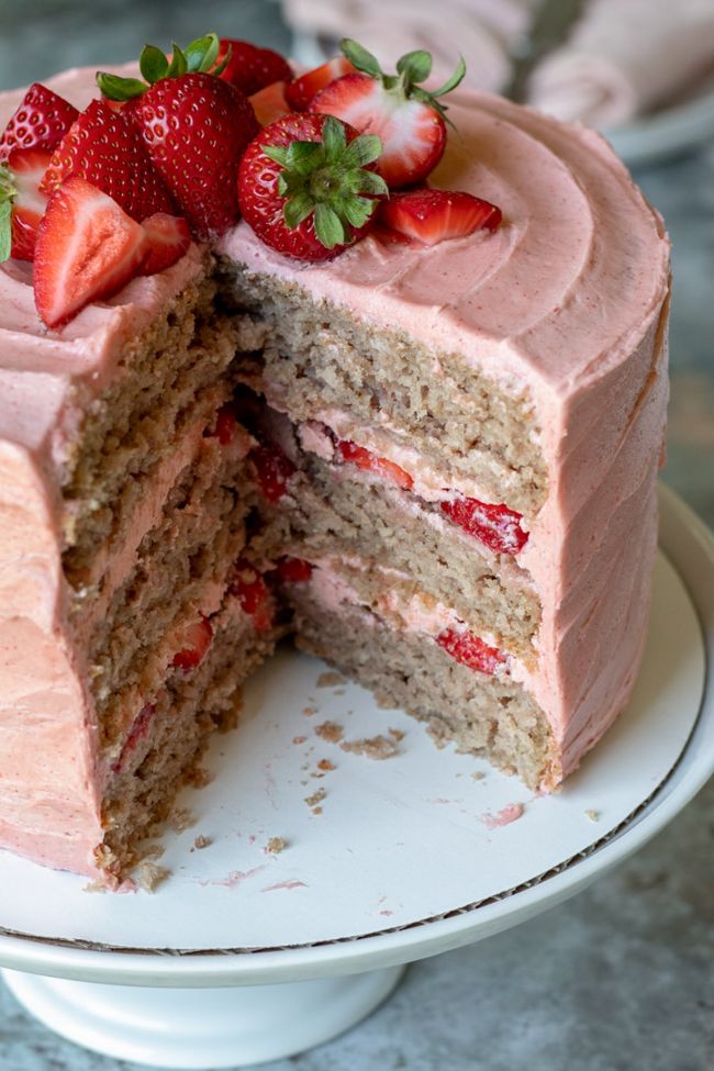 Ultimate Strawberry Cake
