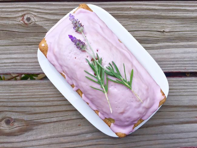 Lavender Cake with Lemon Drizzle