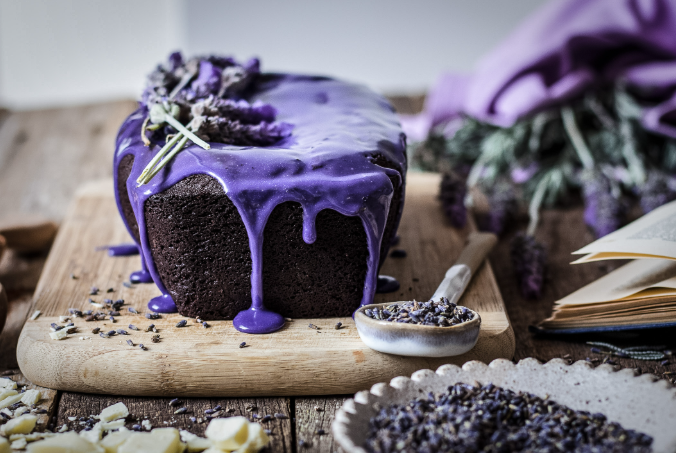 Lavender Cake Floral dengan Aroma Lembut dan Nuansa Elegan