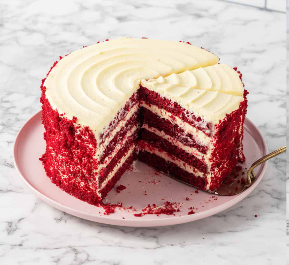 Velvet Cake dengan Tekstur Halus dan Tampilan yang Elegan