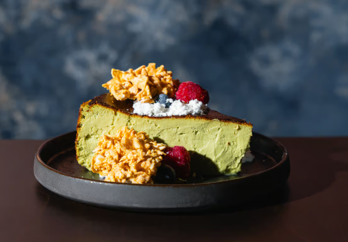Matcha Cheesecake dengan Rasa Lembut dan Sentuhan Teh Hijau